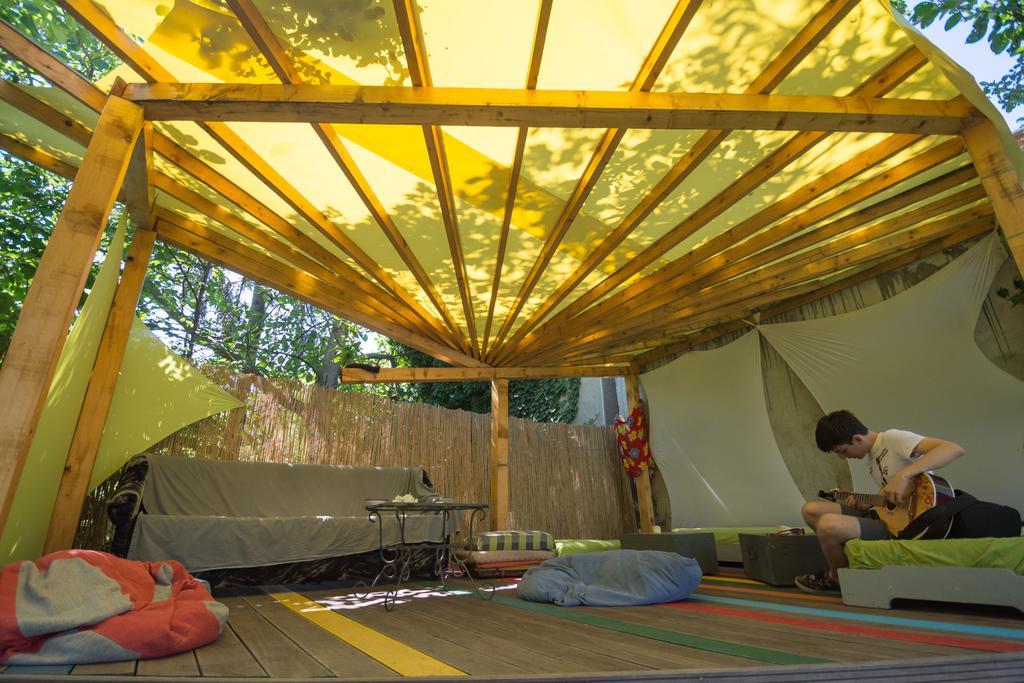 Hostel Costel Timisoara Ngoại thất bức ảnh