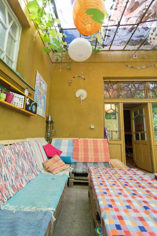 Hostel Costel Timisoara Ngoại thất bức ảnh